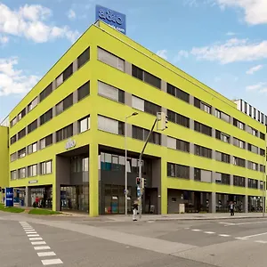 A&o Hauptbahnhof Грац